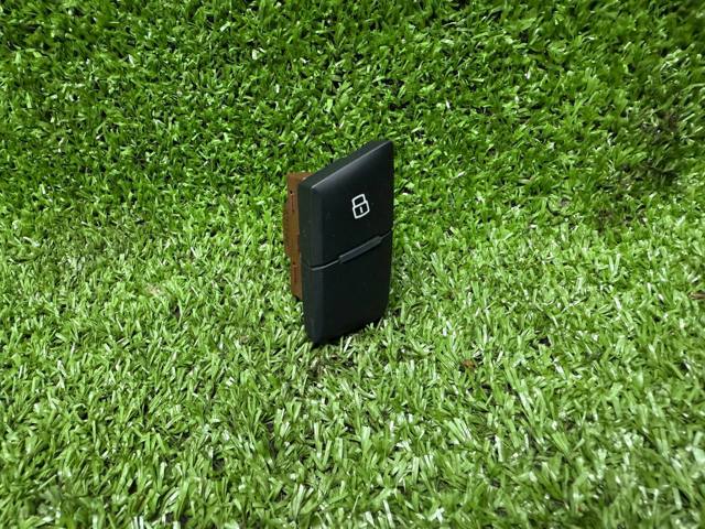 Кнопка центрального замка 4G0962107 VAG