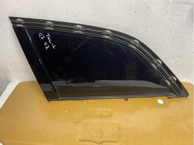 Скло багажника, ліве 4L0845299 VAG