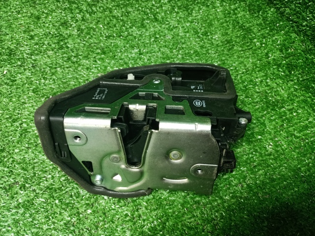 Замок водійських дверей 51217059973 BMW