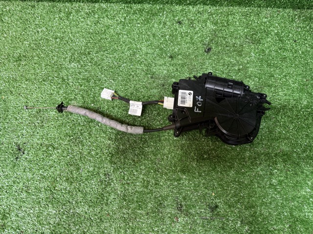 Замок, ручка і привід (багажника) 51247155158 BMW