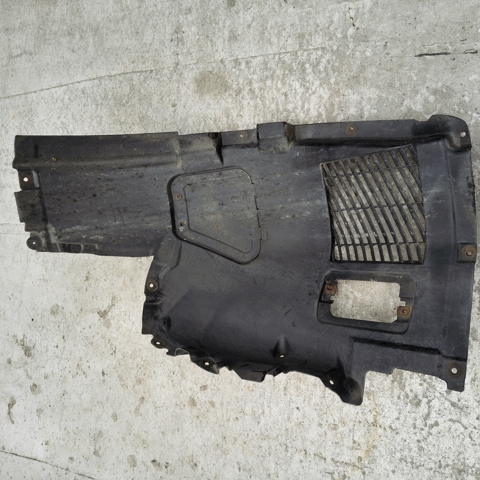 Підкрилок переднього крила, правий передній 51717193510 BMW
