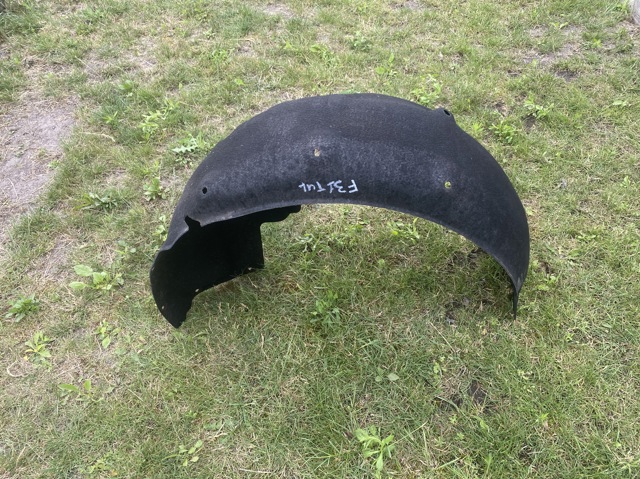 Підкрилок заднього крила, правий 51717260294 BMW