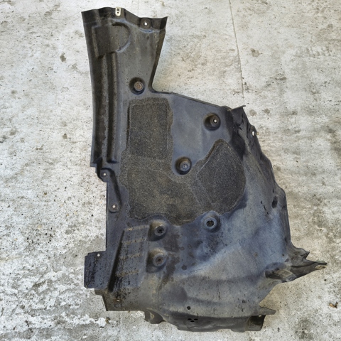 Підкрилок переднього крила, правий задній 51717340796 BMW