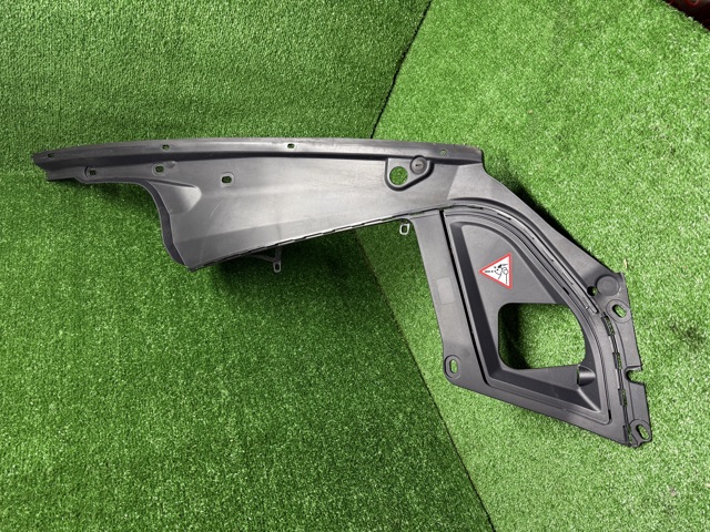 Накладка переднього лівого крила 51767019803 BMW