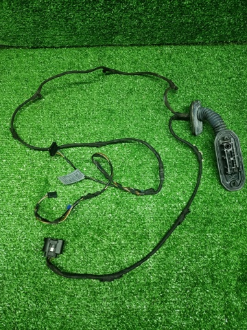 Електропроводка задніх дверей 61129237088 BMW