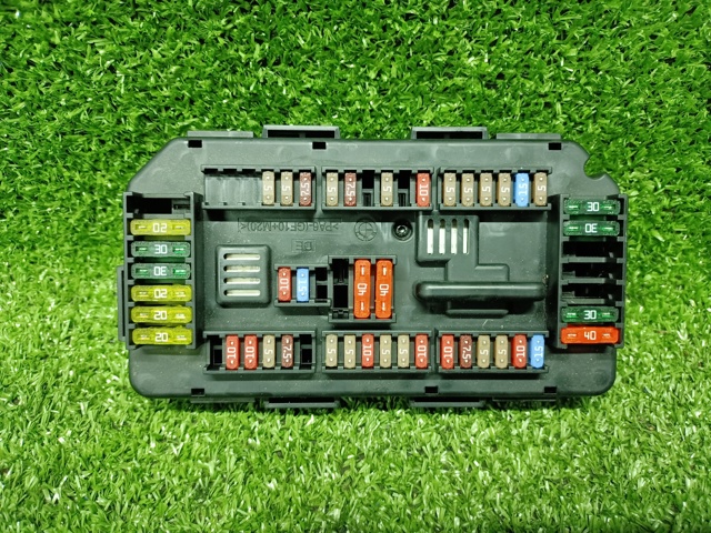 Корпус запобіжників 61149224879 BMW