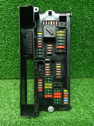 Монтажний блок 61149252815 BMW
