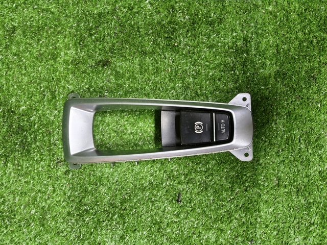 Кнопка електромеханічного гальма стоянки 61319387356 BMW