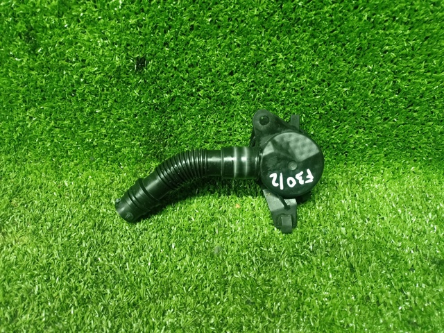 Горловина бачка омивача 61667241664 BMW