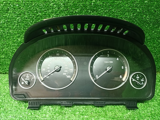 щиток приладу 62109358983 BMW