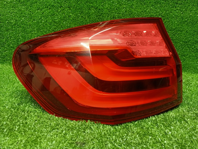 Ліхтар задній 63217203233 BMW