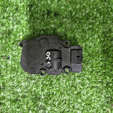 Мотор заслінки печі 64119384023 BMW