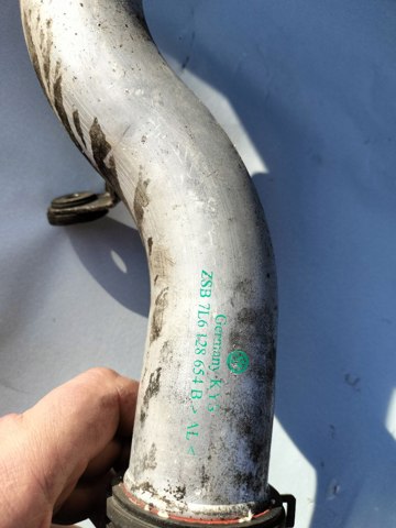 Патрубок повітряний, вихід повітряного фільтра 7L6128654B VAG