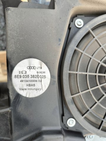 Сабвуфер 8E9035382D VAG