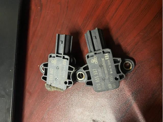 Датчик AIRBAG передній 8P0955557 VAG