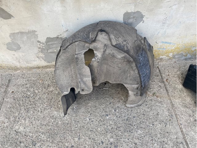 Підкрилок задній лівий 8T8810171A VAG