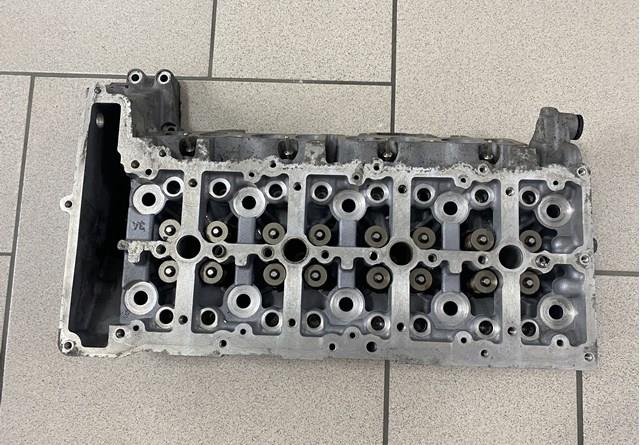 Головка циліндрів 11127810463 BMW