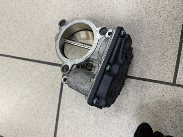 Дросільна заслінка в зборі 13547619008 BMW