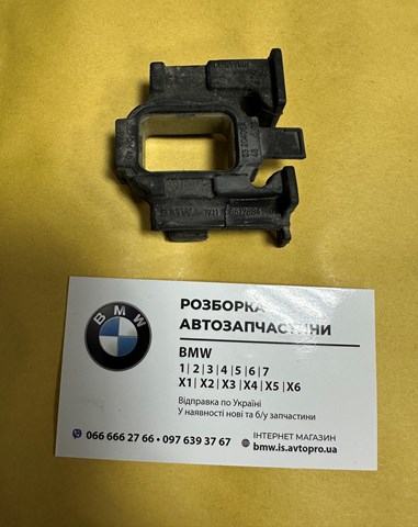Кронштейн радіатора верхній, лівий 17118617884 BMW