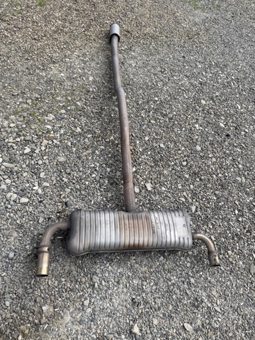 Глушилка задня 18308685953 BMW