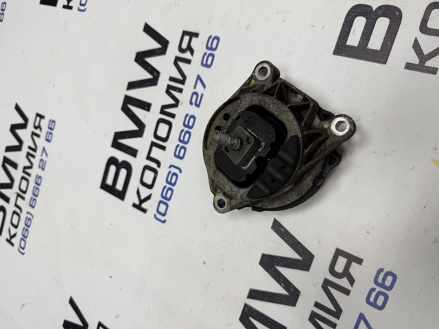 Ліва подушка двигуна 22116850481 BMW
