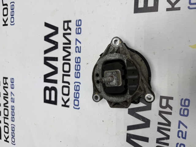 Права опора двигуна 22116850482 BMW