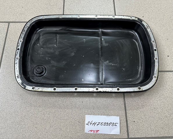 Піддон масляний картера двигуна 24117533835 BMW