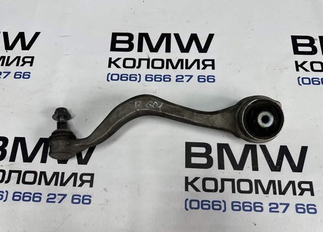 Правий важіль передній нижній підвіски 31106890906 BMW