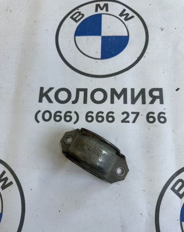 Хомут кріплення втулки стабілізатора, переднього 31306787016 BMW