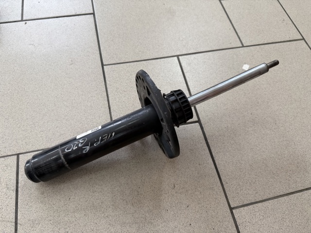 Амортизатор передньої підвіски 31316879310 BMW