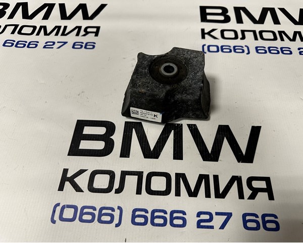 Відбійник заднього моста 33306862878 BMW
