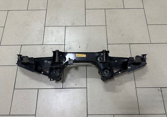 Балка задньої підвіски поперечна 33316862558 BMW