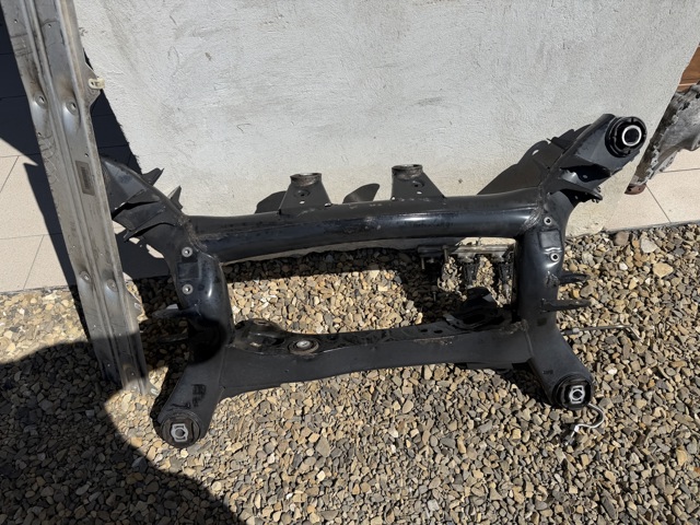 Механізм управління задньої осі 33318837906 BMW
