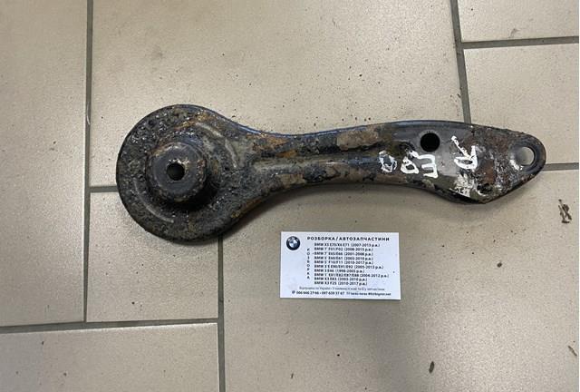 Кронштейн задньої балки 33326766054 BMW