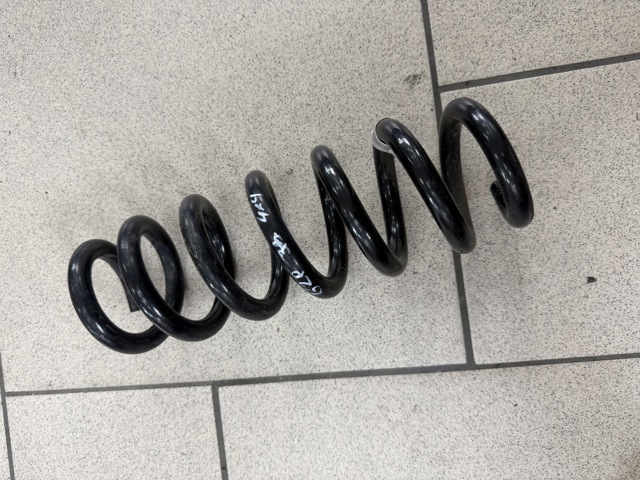 Пружини задні 33536889980 BMW