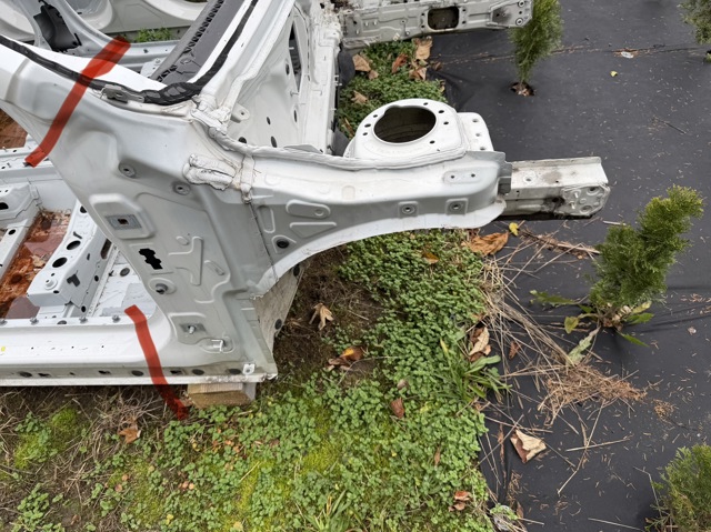 Лонжерон рами передній правий 41007427782 BMW