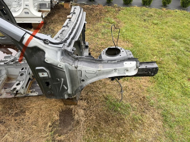 Лонжерон рами передній правий 41007427782 BMW