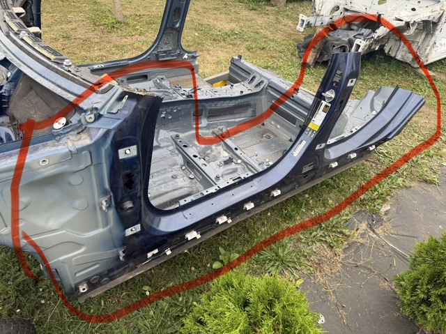 Крило заднє ліве 41007493267 BMW