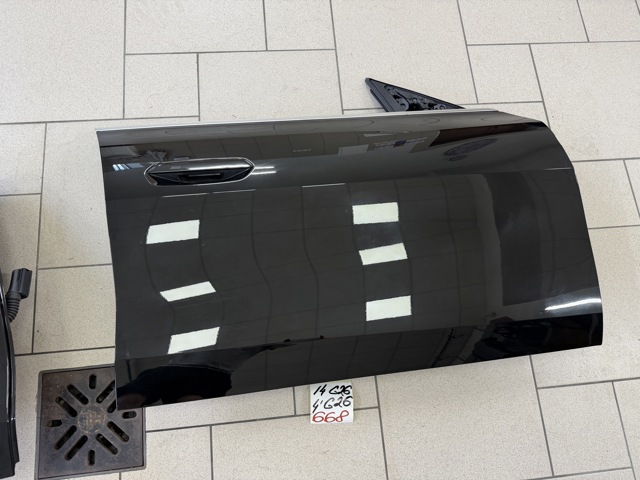 Дверка передня права 41009625096 BMW