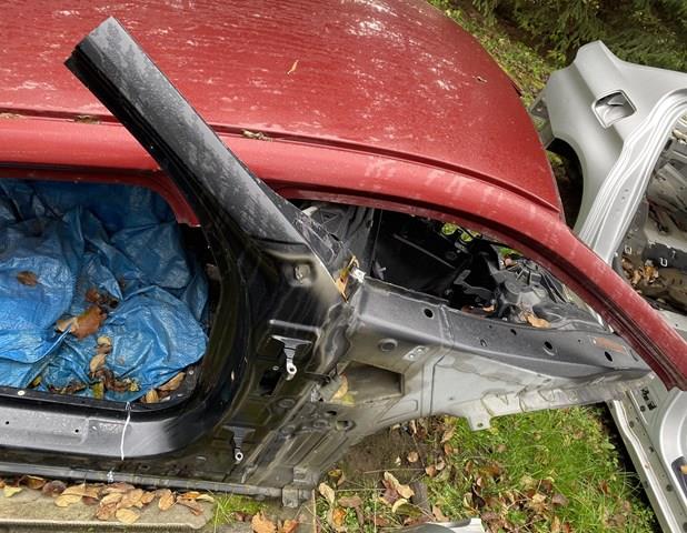 Лонжерон рами передній правий 41107204050 BMW