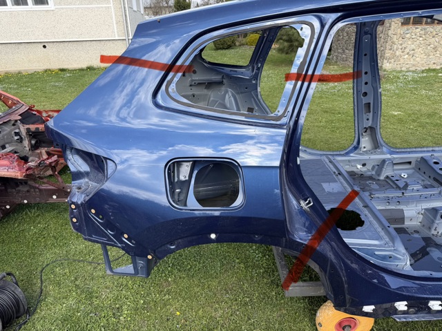 Крило праве заднє 41305A52CB8 BMW