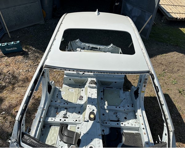 Дах кабіни (кузова) 41317334057 BMW