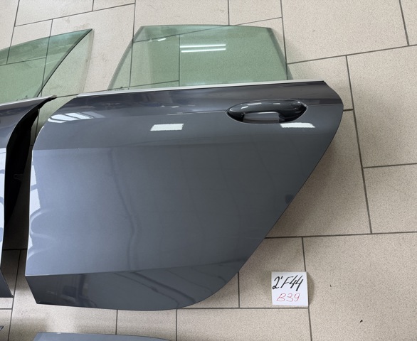 Двері задні 41525A70A37 BMW