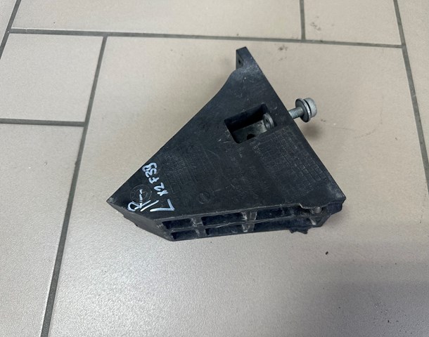 Кронштейн підсилювача переднього бампера 51117414353 BMW