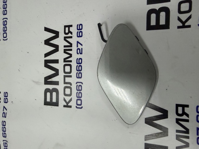 Заглушка бампера буксирувального гака, передня 51118496520 BMW