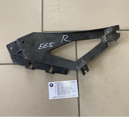Кронштейн бампера переднього, правий 51127035418 BMW