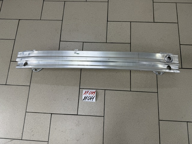 Шина бампера заднього 51129883546 BMW