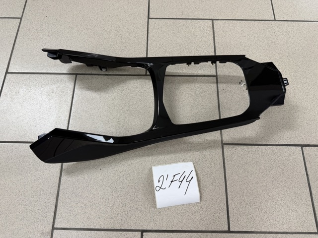 Декоративна накладка центральної консолі 51165A563E2 BMW
