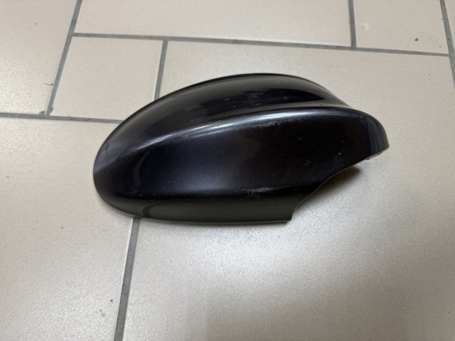 Накладка правого бокового дзеркала 51167135098 BMW