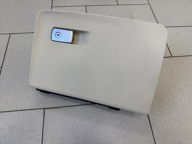 Бардачок 51167941044 BMW